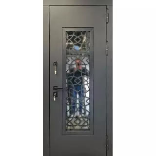Металлическа парадная дверь с антивандальным покрытием Металлическа парадная дверь с антивандальным покрытием